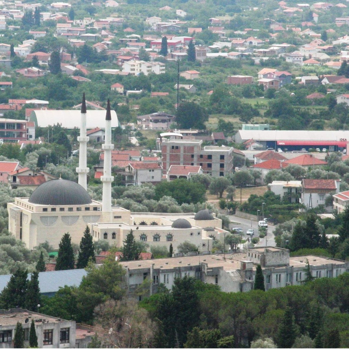 Zašto Katolička i Islamska zajednica ne negoduju protiv zakona o vjerskim slobodama u Crnoj Gori? (Video)