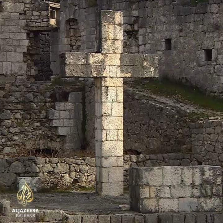 Stolac: Inspekcija naložila uklanjanje križeva (Video)