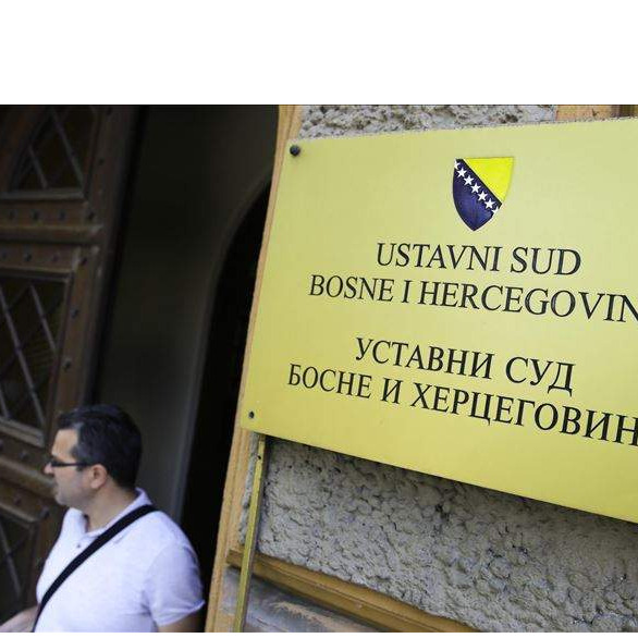 Ustavni sud BiH: Zabranom kretanja za stare i djecu FBiH prekršila pravo na slobodu kretanja