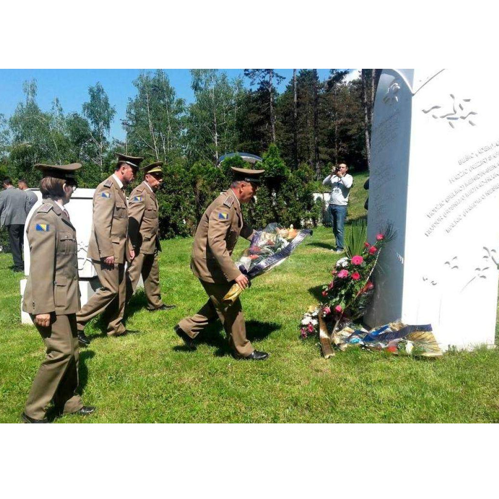 Dan pobjede nad fašizmom, Dan Evrope i Dan zlatnih ljiljana