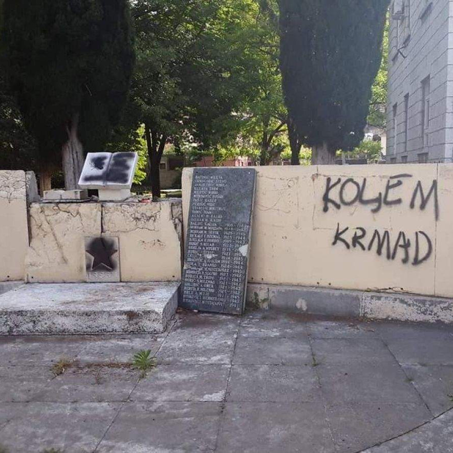 Stolac: Vandali oskrnavili spomenike borcima NOP-a i logorašima tzv. Herceg-Bosne