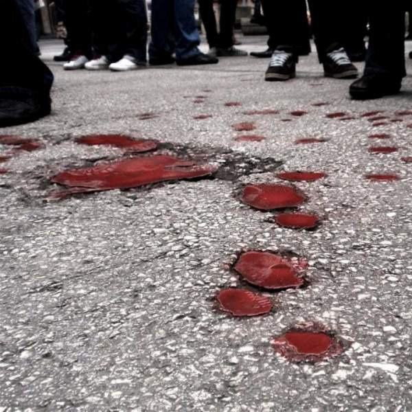 Maskr u ulici Ferhadija: Sjećanje na Sarajlije ubijene u redu za hljeb 