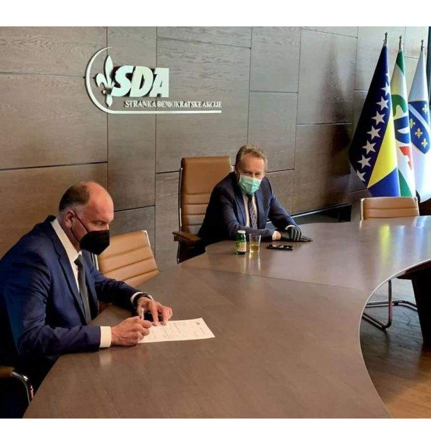 Gradonačelnik Živinica Samir Kamenjaković iz SDP-a prešao u SDA