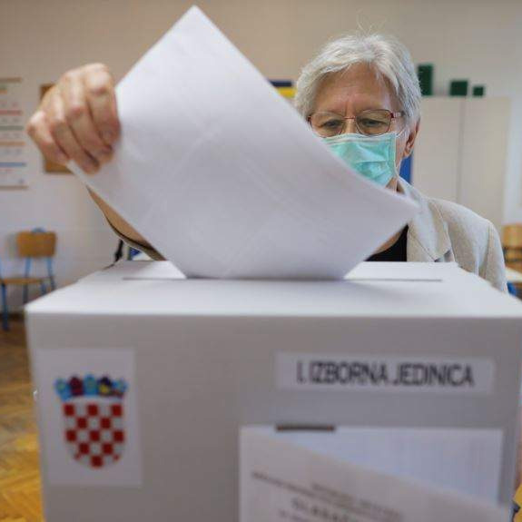 U Hrvatskoj započeli parlamentarni izbori 