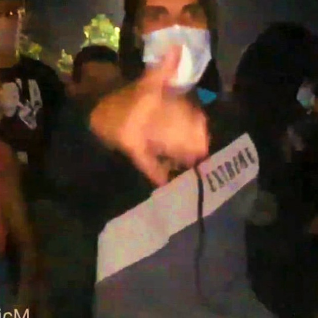 Protesti u Beogradu: Nasilnici napali novinare