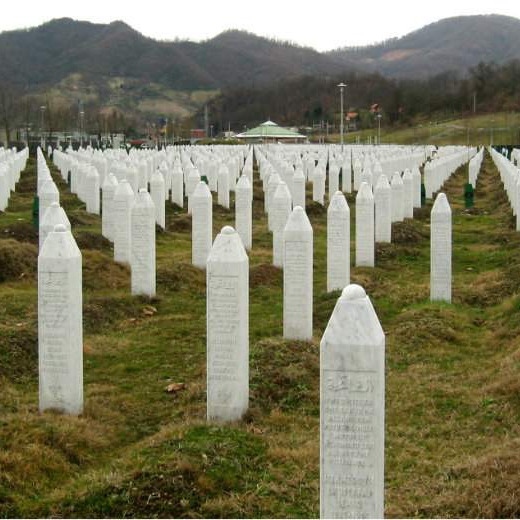 UŽASNO | Šta su Srbi ispričali američkom novinaru u Srebrenici: Muslimani su ukrali tijela....
