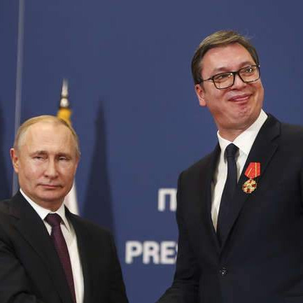 PRIČA ZA NAIVNE | Da li se Beograd udaljava od Moskve?