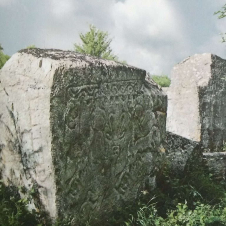 Gorčin Dizdar: Stećci na prodaju