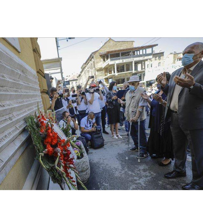 Sarajevo pamti nevine žrtve: Četvrt stoljeća od masakra na Markalama