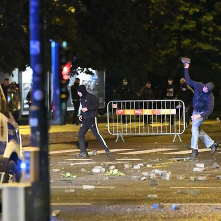 U Švedskoj ranjeno nekoliko policajaca nakon incidenata zbog spaljivanja Kur'ana