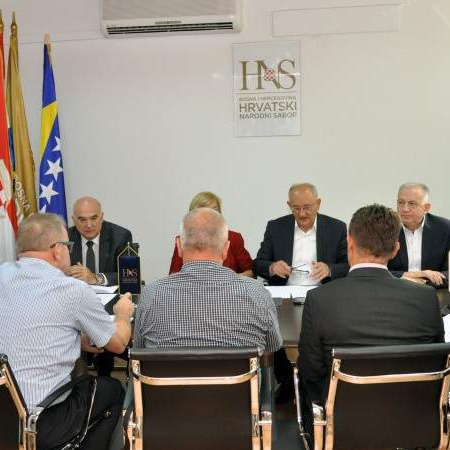 Božo Ljubić otvoreno: Neusvajanje izmjena Izbornog zakona znači "prelazak Rubikona"