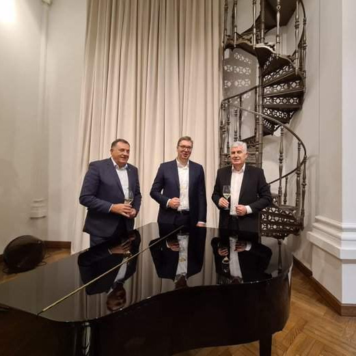 Novo Karađorđevo: Dodik i Čović kod Vučića