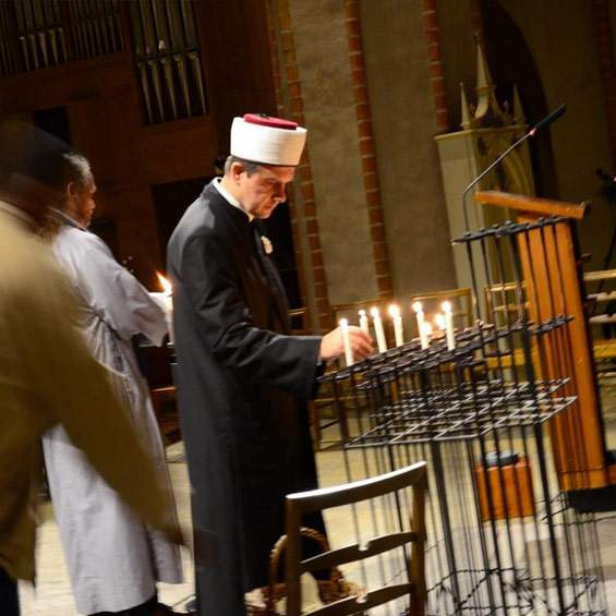 Imam Ćosić odao počasi žrtvama napada u Finskoj 