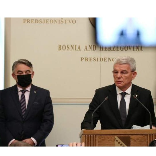Komšić i Džaferović nakon što su se odbili sastati s Lavrovom: BiH ima svoj ponos