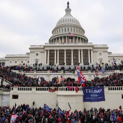 Četvero mrtvih u invaziji na Capitol Hill