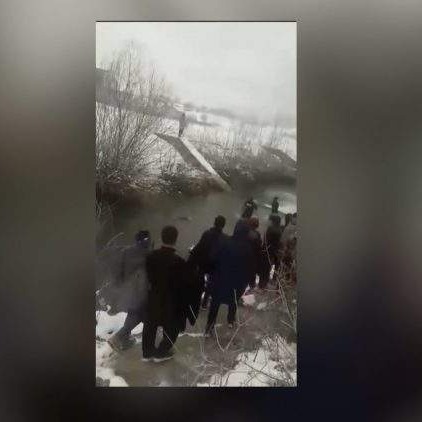 SVAKA ČAST: Migranti u Velikoj Kladuši skočili u rijeku i spasili ženu od utapanja 