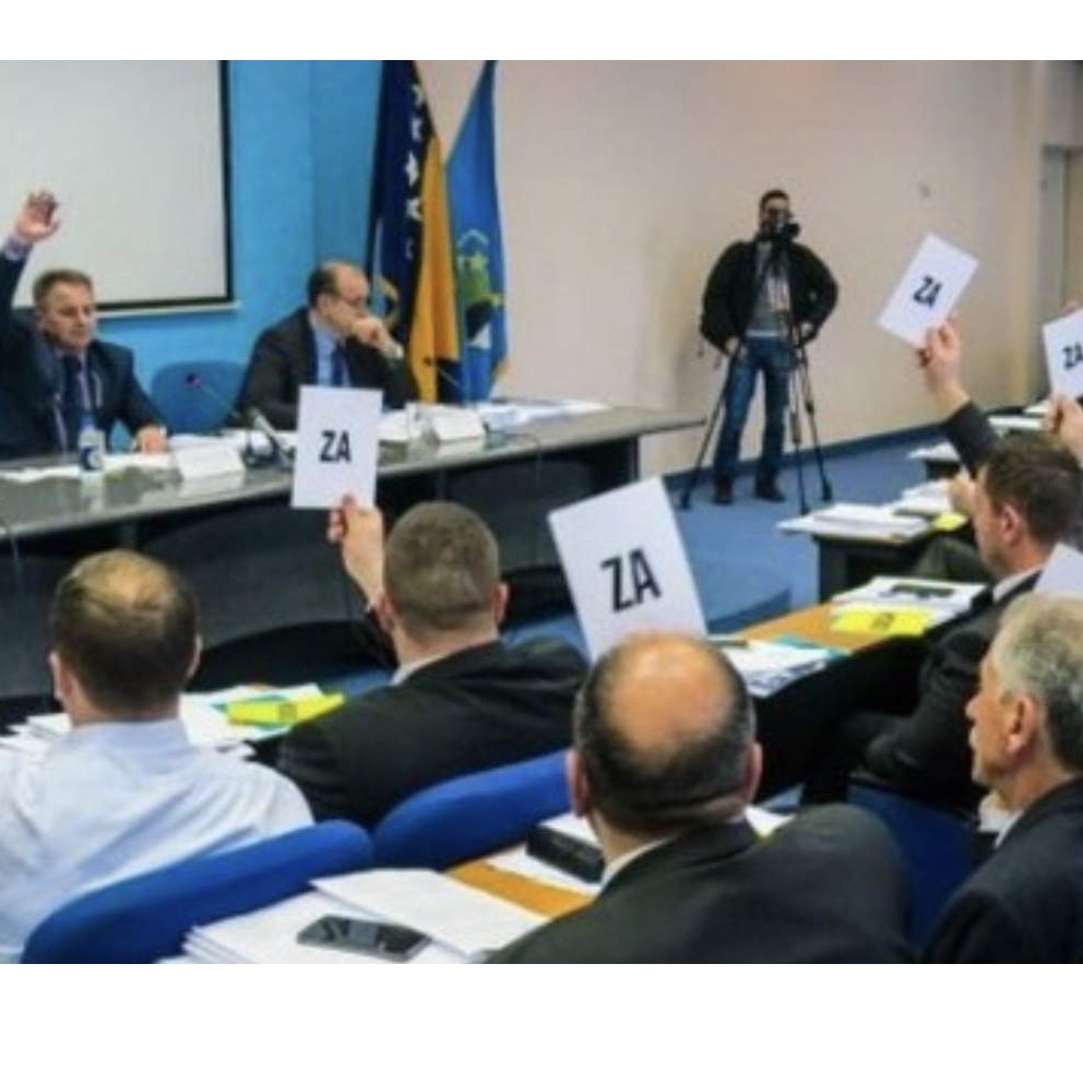 Istraga.ba tvrdi: HDZ bez ijednog zastupnika dobija ministra u Vladi TK