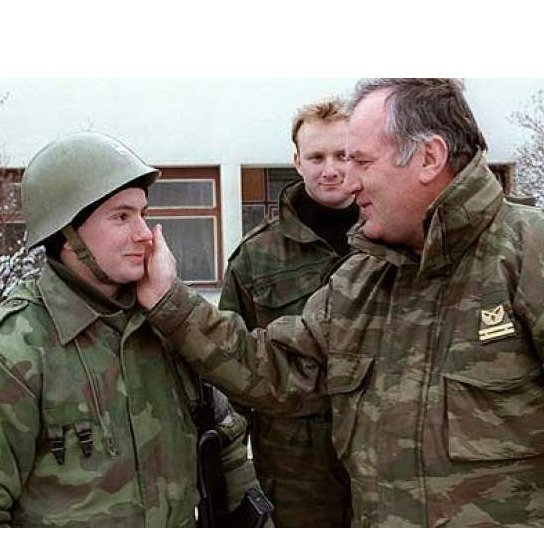 U Bratuncu čestitali rođendan zločincu Mladiću, stižu oštre osude