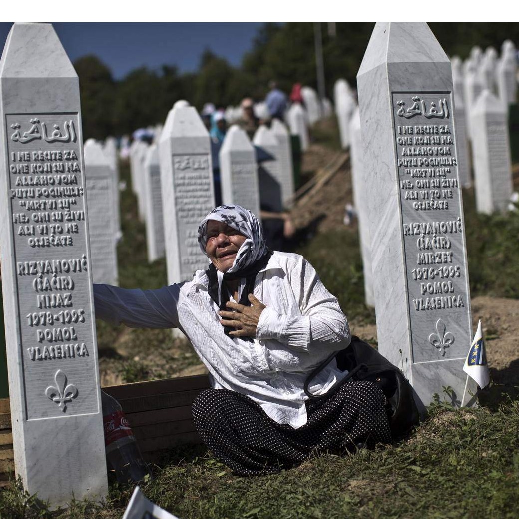 Vlada i genocid: I glupost može biti efikasna odbrana