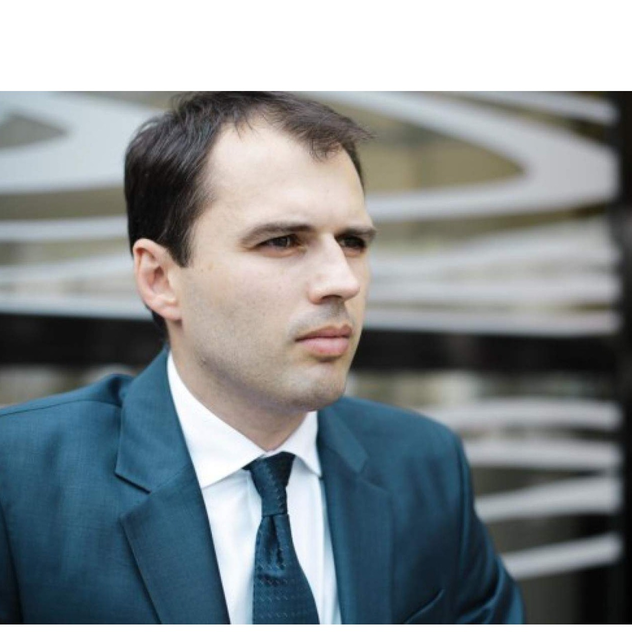 Reuf Bajrović: Non paperi opasni za BiH, relativiziranje puno opasnije