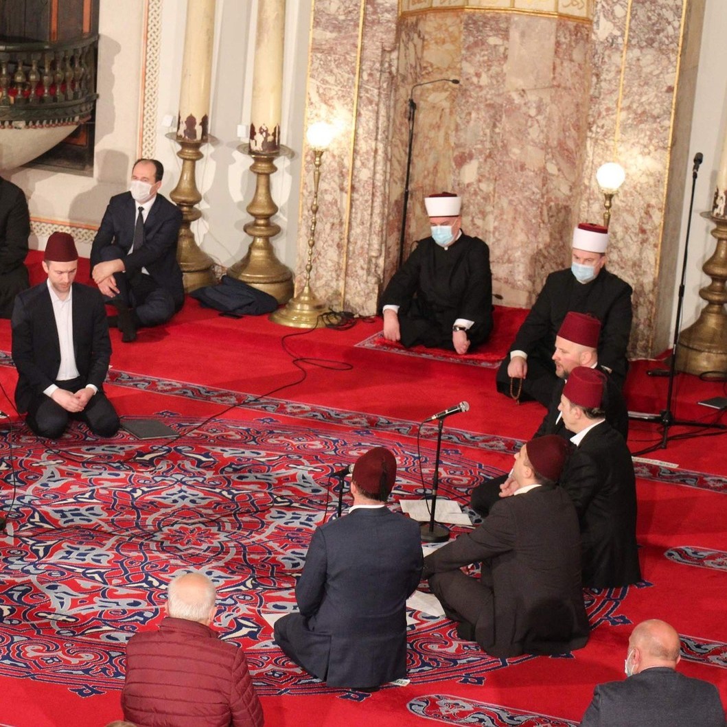 Reisu-l-ulema Kavazović: Noć Kadra je noć spasa za sve nas