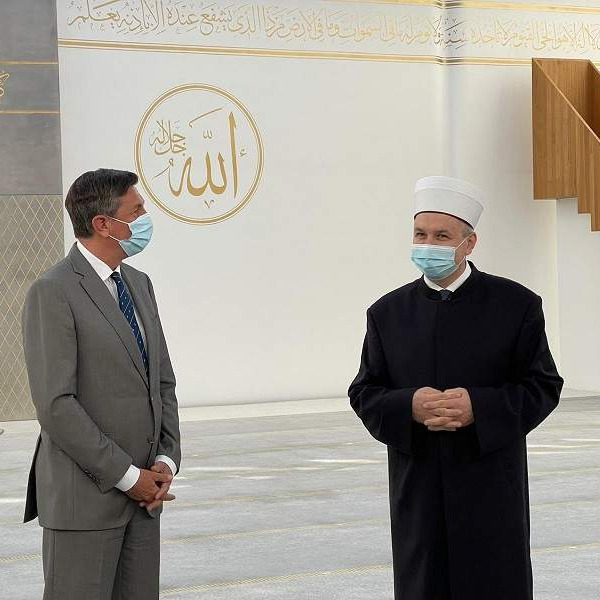 Borut Pahor posjetio je Muslimanski kulturni centar u Ljubljani