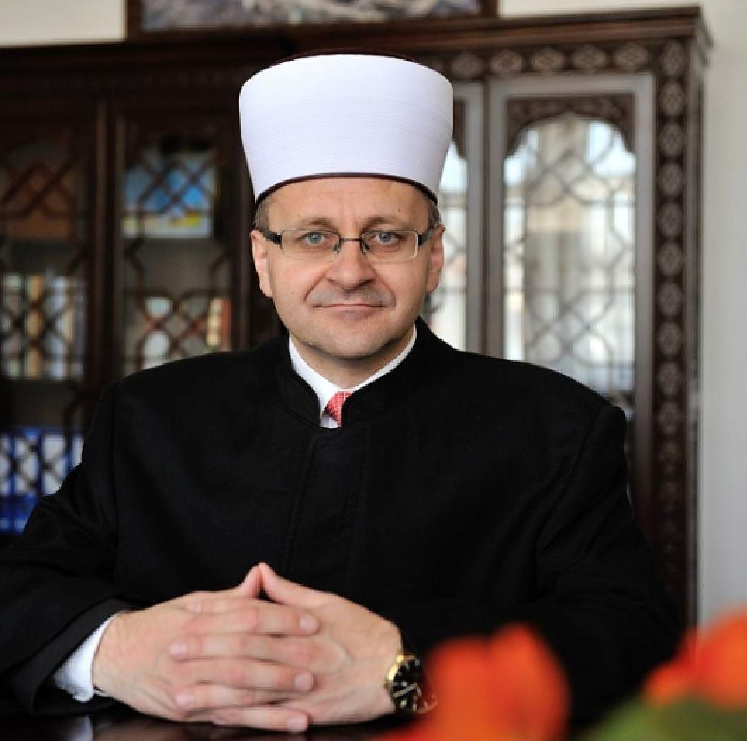 Mostarski muftija pozvao vjernike da se ne predaju pošastima konzumerizma