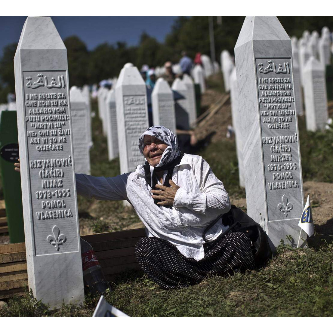 U BiH od danas zabranjeno negiranje genocida i veličanje ratnih zločinaca