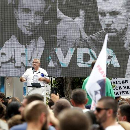 U Sarajevu održani protesti 'Pravda za Dženana i Davida'