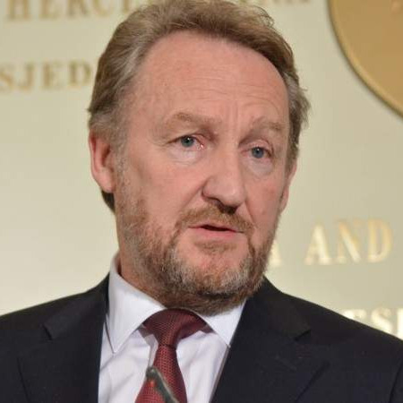 Izetbegović za BBC: U RS krizu napravili zbog zabrane negiranja genocida
