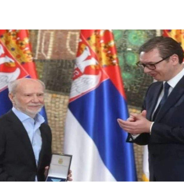 Vučić odlikovao pisca koji je Karadžiću govorio: “U Sarajevu treba sve pobiti”