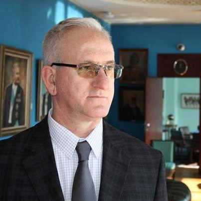 Velikan našeg doba: Na Ahiret preselio Fikret Karčić
