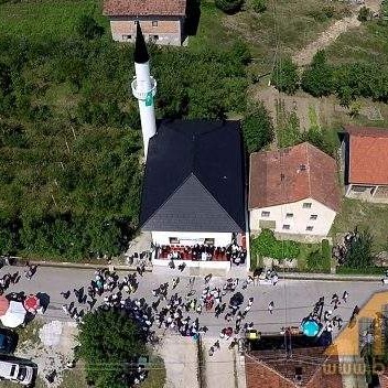 Ahmed Kico: Humac i Zlavast