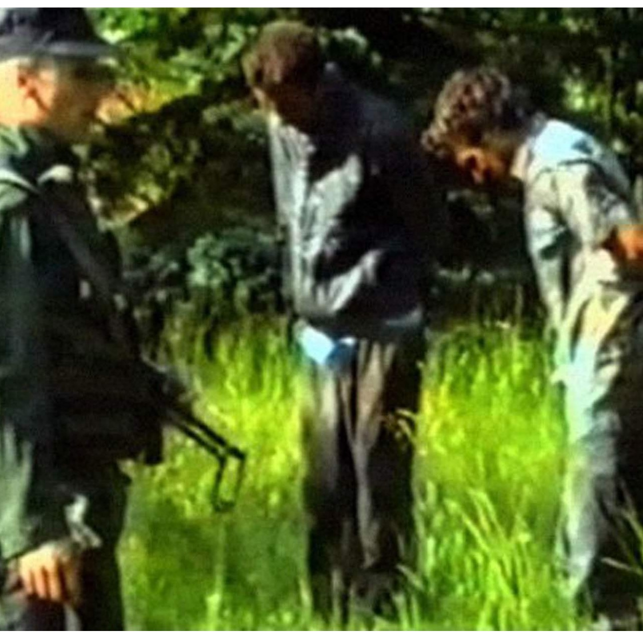 Majke Srebrenice u prostoriji sa zločincem jedinice koja im je ubijala sinove