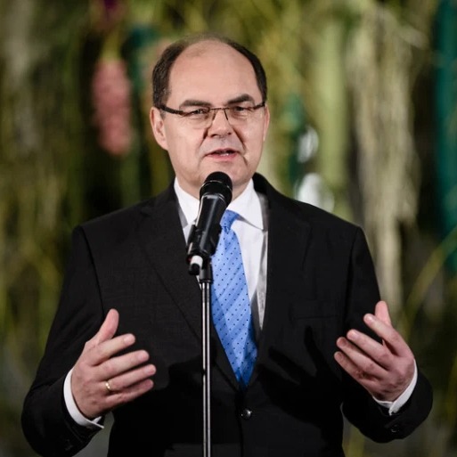 Nova obmana OHR-a i visokog predstavnika Chrstiana Schmidta...