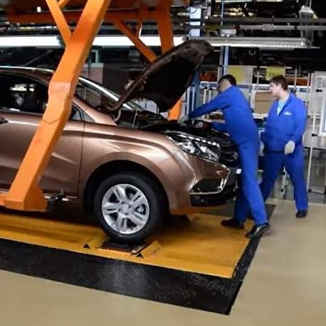 Al Jazeera Business: Crni dani za autoindustriju u Rusiji  (Video)