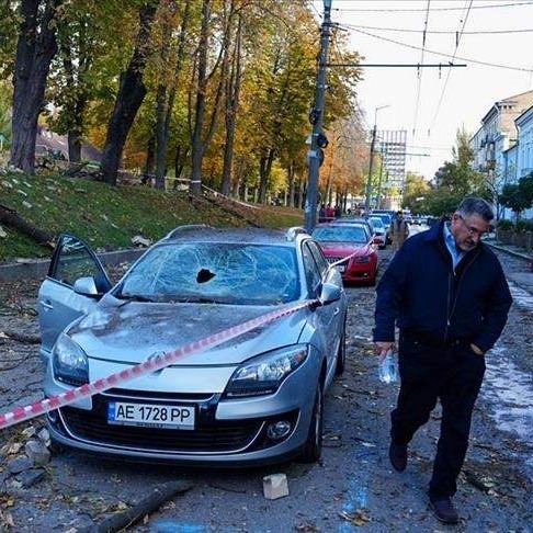 BRUTALNA AGRESIJA | Ukrajina: Najmanje osmero poginulih u ruskim napadima u Kijevu