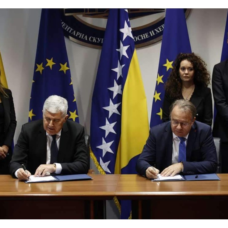 Osmorka i HDZ potpisali sporazum o formiranju vlasti u FBiH i na državnom nivou