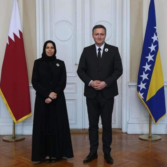 Bećirović zahvalio Državi Katar za podršku rezoluciji o genocidu u Srebrenici