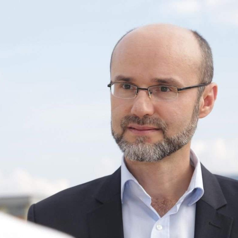 Alibašić: Samodestrukcija je višestruko razorniji proces od vanjske agresije