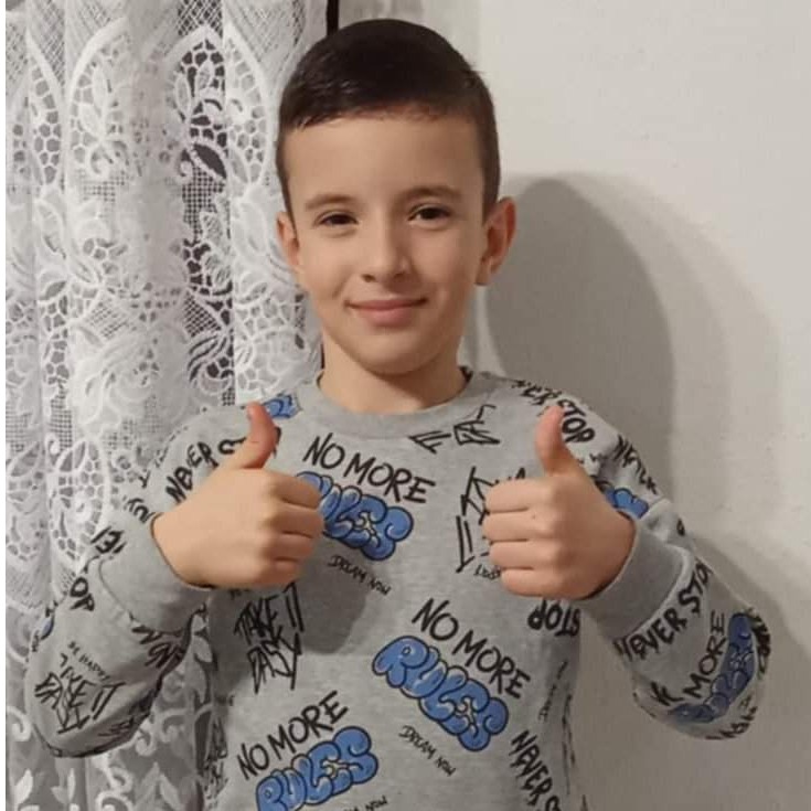 Mali heroj treba našu podršku, vratimo Daninu djetinjstvo