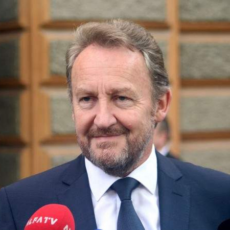 Izetbegović Čoviću: Nedopustivo je da zastupate interese Hrvatske