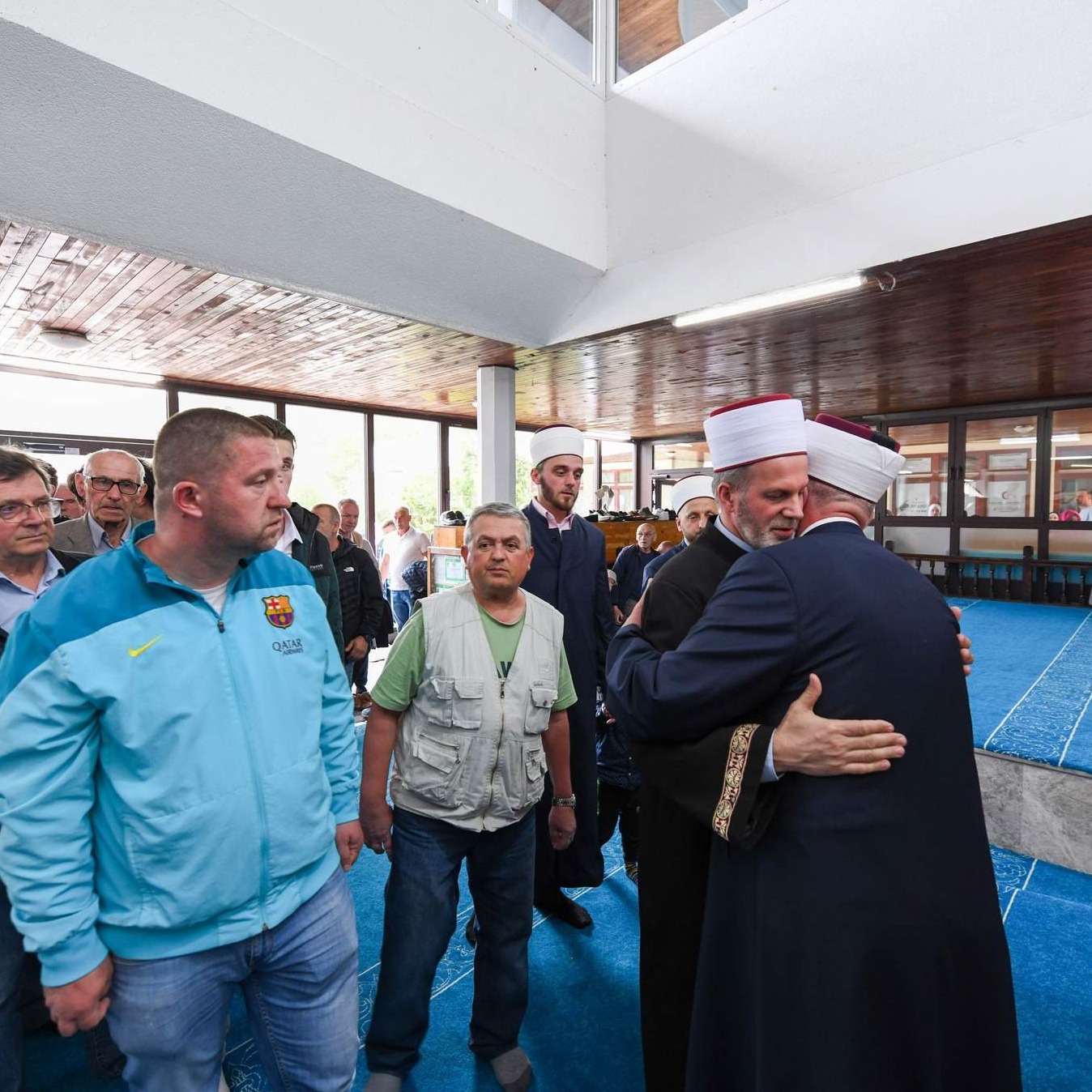 Potresan i snažan govor ef. Zahirovića na dženazi njegovog sina Haruna: Hvala Allahu! (Video)