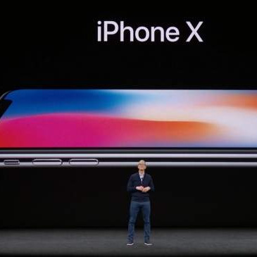 Apple predstavio dugo očekivani iPhone 8 i novi Apple Watch