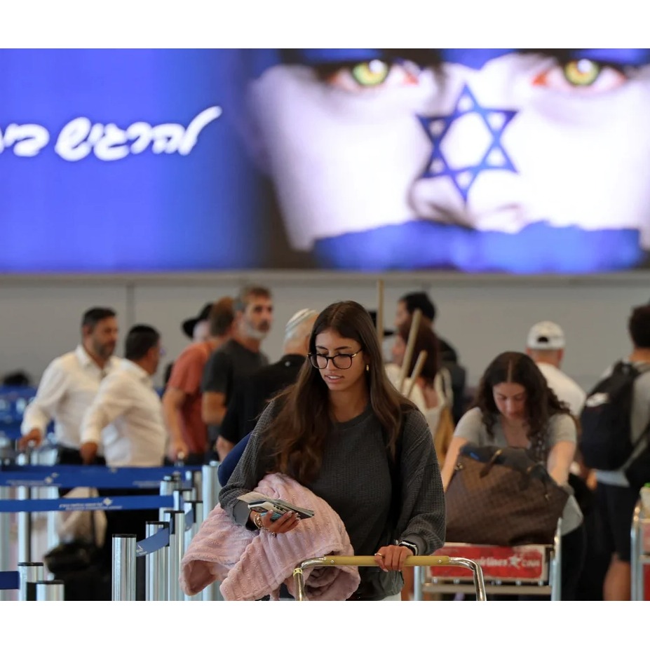 Dok se nad Palestincima provodi genocid, i Izraelci očajnički pokušavaju pobjeći