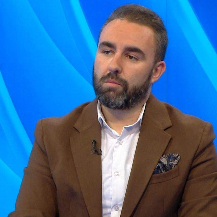 Gepolitika i mi|Admir Lisica: Kako biti "za stolom", a ne "na stolu"