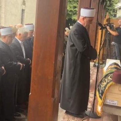 Reisul-ulema predvodio dženaza-namaz Eminu Švrakiću: Bio je pouzdan za Bosnu i za svoj narod