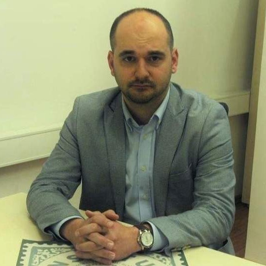 Hamza Karčić: Godišnja doba i političke odluke