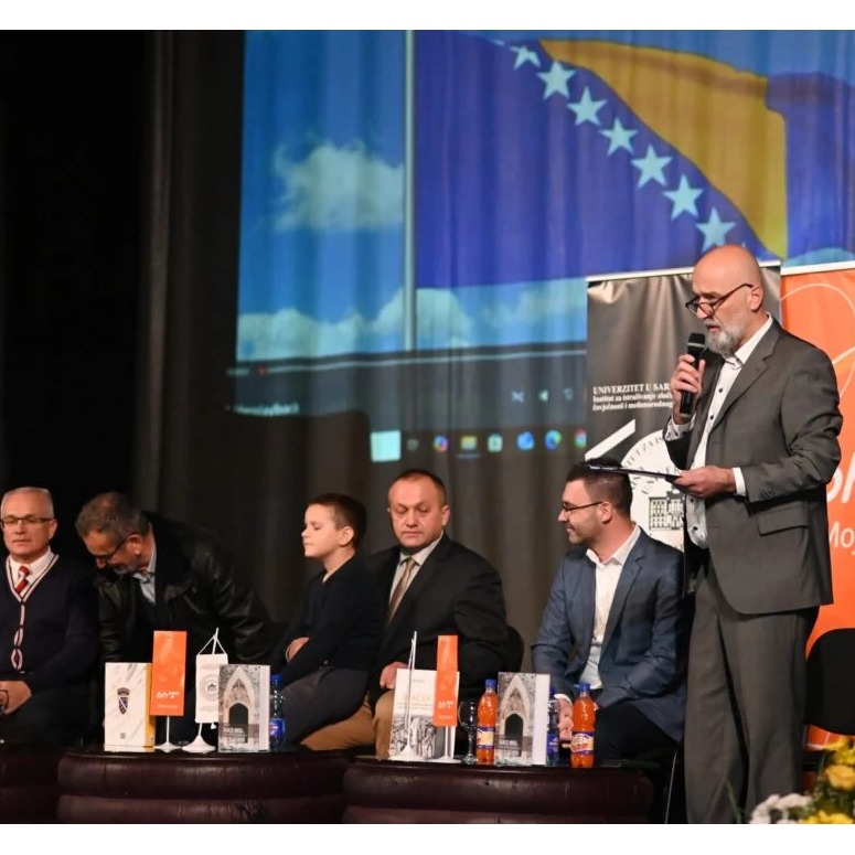 Jajce: Više od 700 posjetilaca na promociji knjige koja slavi heroizam i historiju