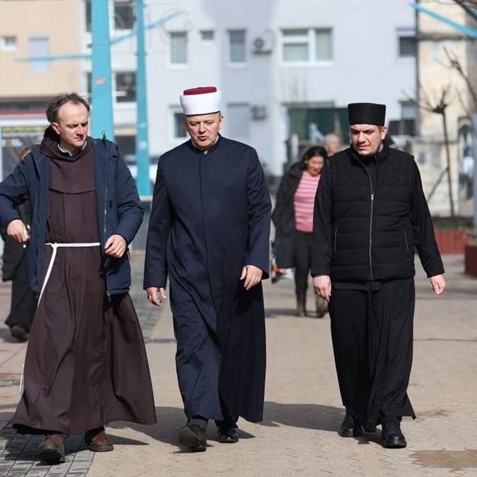 I ovo je BiH: Imam, fratar i  sveštenik šalju poruku mira u ramazanu
